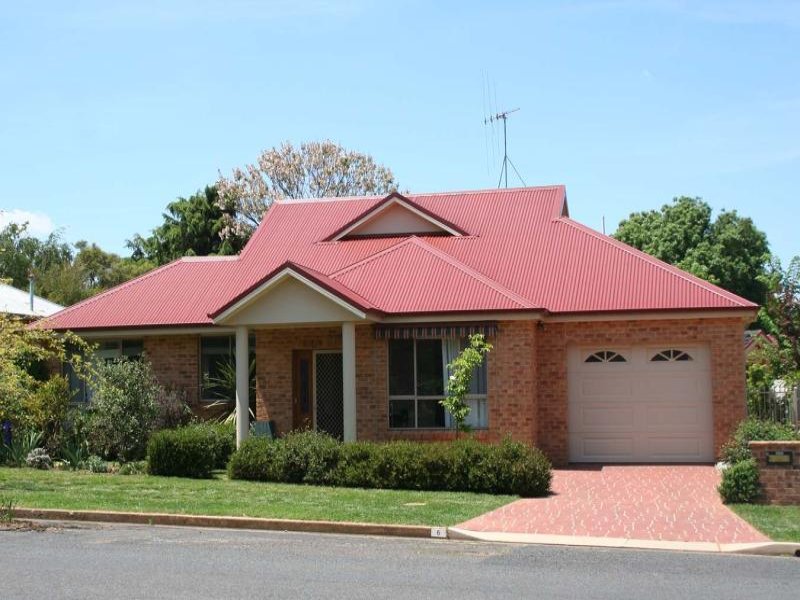 6 Sampson St, Orange, NSW 2800 Property Details