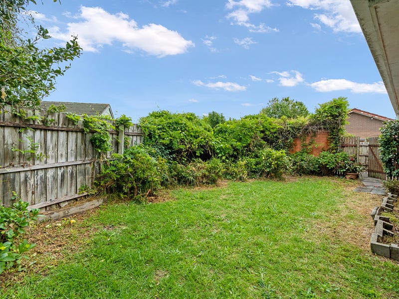 2 Wingham Court, Frankston, Vic 3199 Property Details