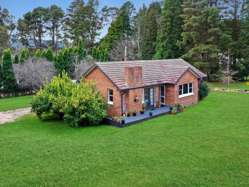 6 Sunninghill Ave, Burradoo, NSW 2576 Property Details