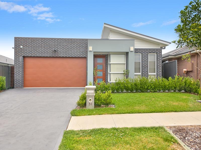 31 Rosella Circuit, Gregory Hills, NSW 2557