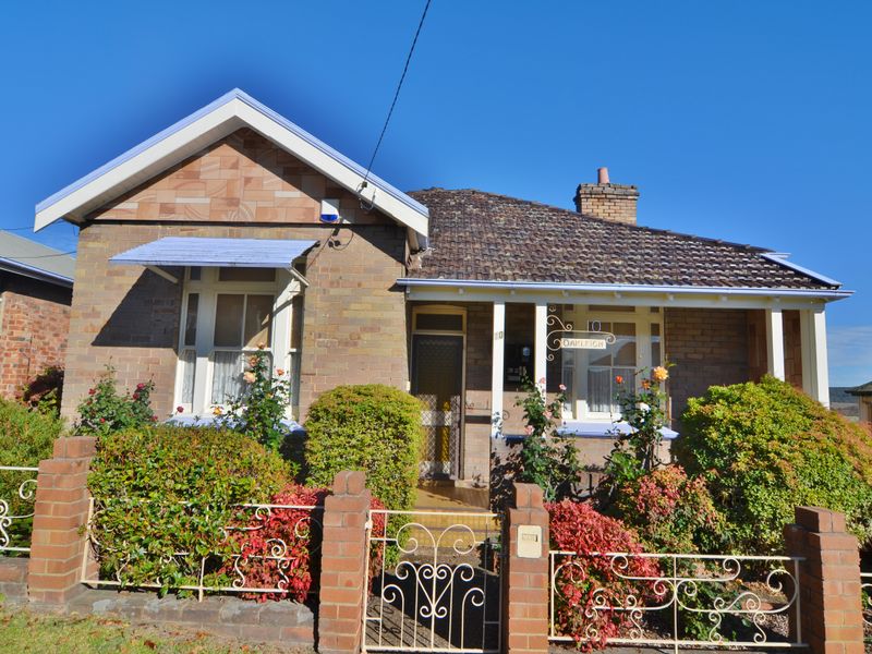 10 Cook Street, Lithgow, NSW 2790 Property Details