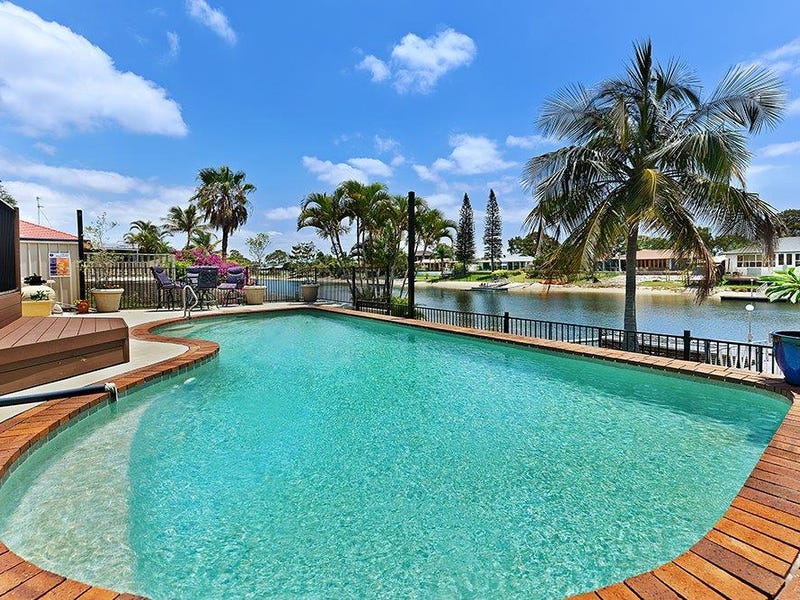 24 Weatherly Avenue, Mermaid Waters, QLD 4218