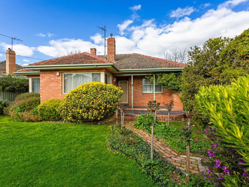 4 Waller Avenue, Newington, VIC 3350
