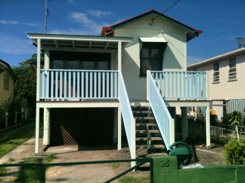 26 Central Street, Labrador, Qld 4215