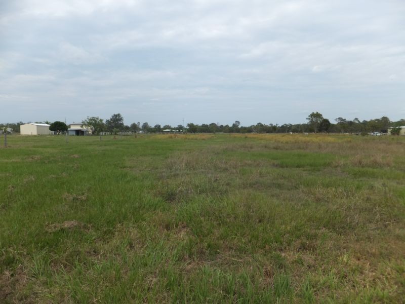 9 RIVER ROAD, Buxton, Qld 4660 Property Details