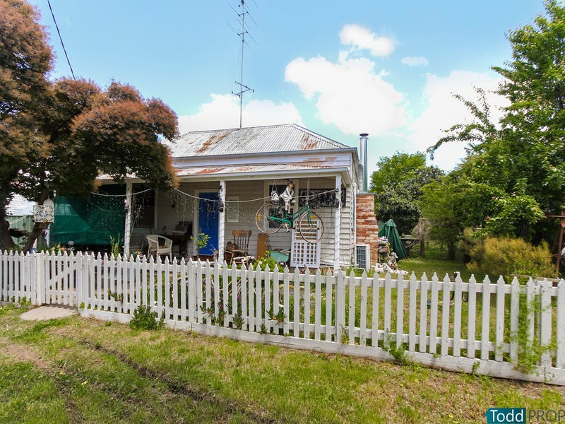 55 Ebden Street, Heathcote, Vic 3523 Property Details