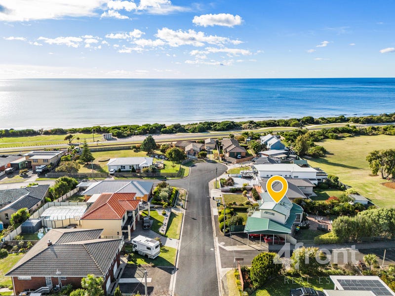 14 Richard Place, Ulverstone, Tas 7315 House for Sale