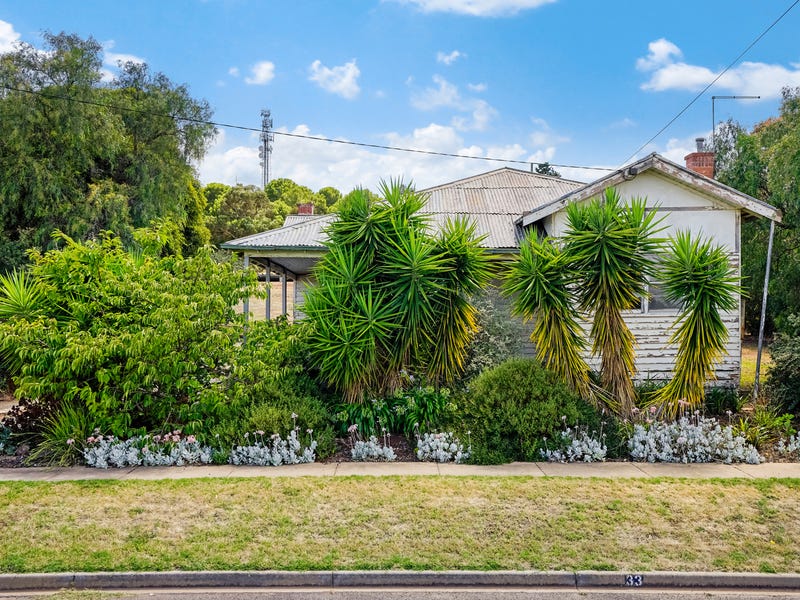 33 Fisher Street, Stawell, Vic 3380 Property Details