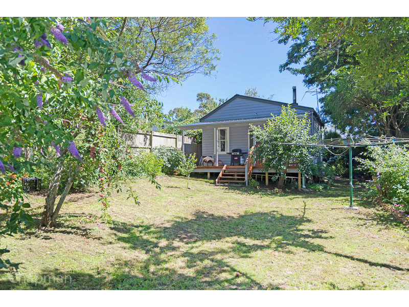 115 Waratah Street, Katoomba, NSW 2780 Property Details