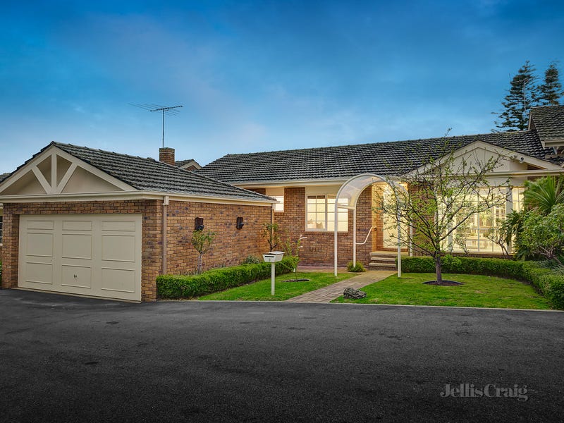 9 Parkhill Drive, Kew, VIC 3101