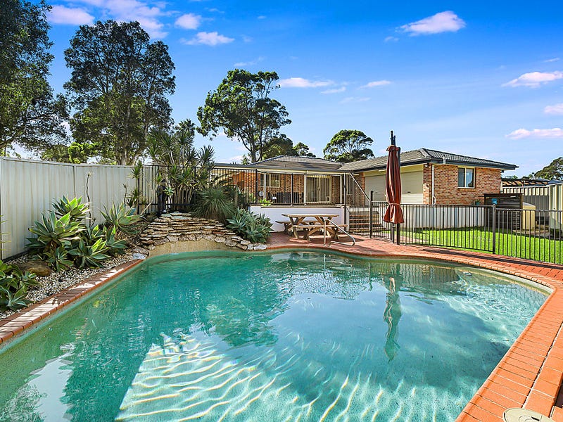 217 Cresthaven Avenue, Bateau Bay, NSW 2261