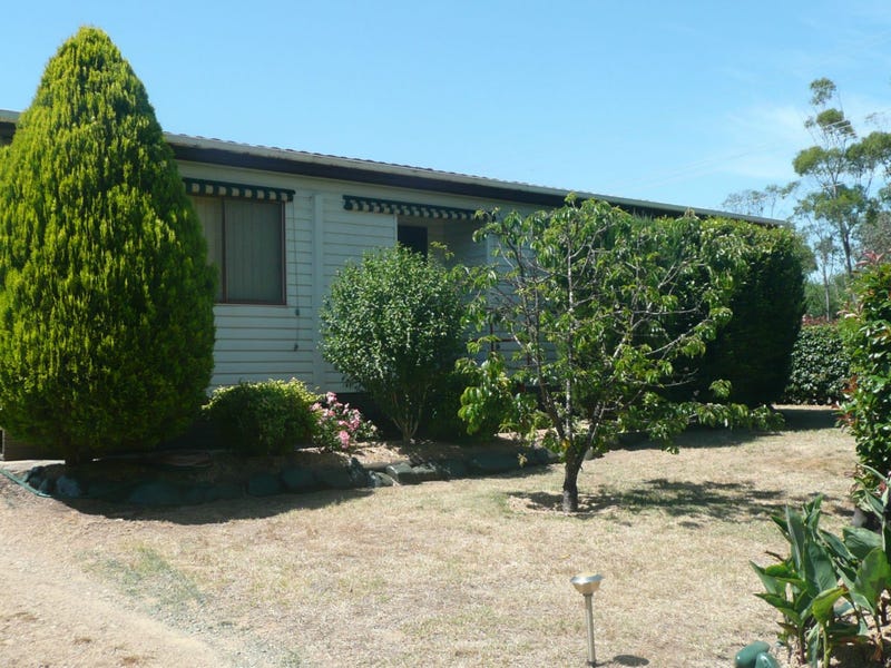 2 Wallace Drive, Buckland, Vic 3740 Property Details