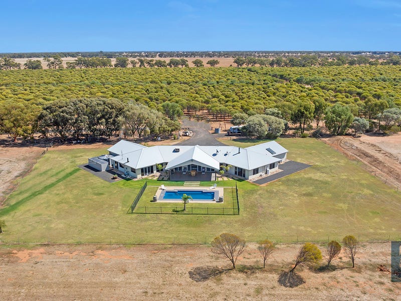 880 Thyra Road, Moama, NSW 2731