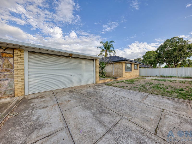 16 Down Crescent, Salisbury Downs, SA 5108 House for Sale