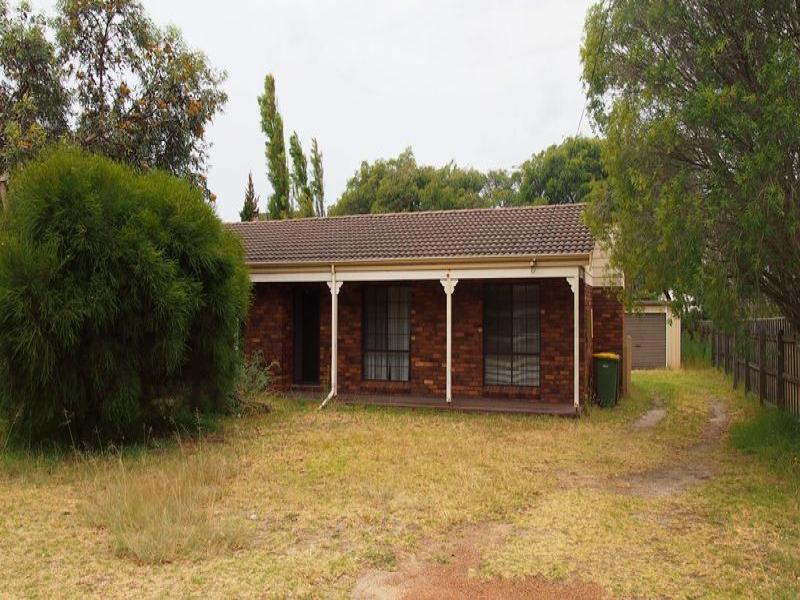 135 Gifford Road, Dunsborough, WA 6281 Property Details