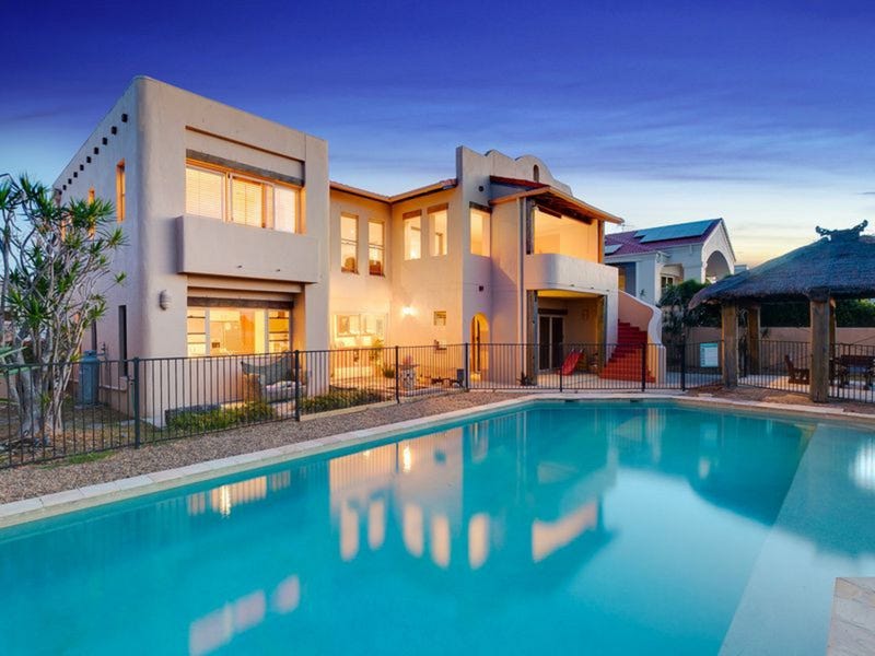 35 Raby Bay Boulevard, Cleveland, QLD