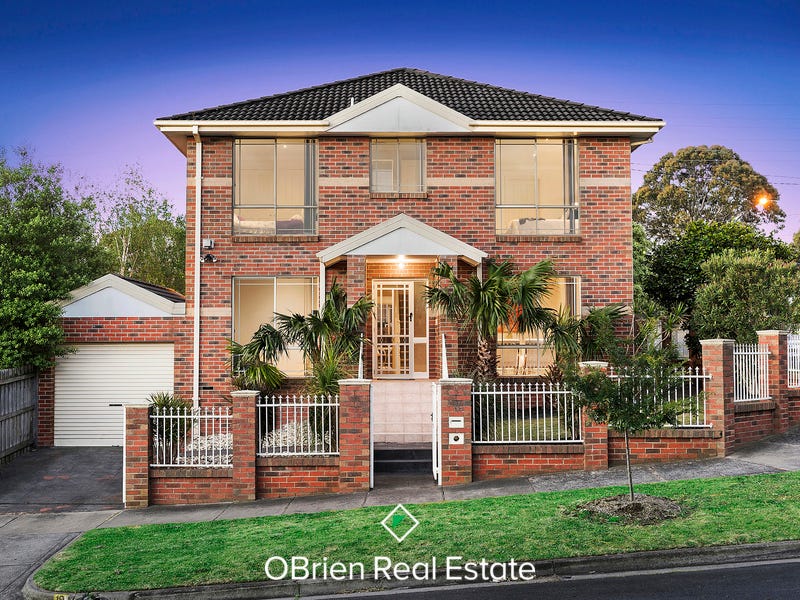 19b Friendship Square, Cheltenham, Vic 3192 Property Details