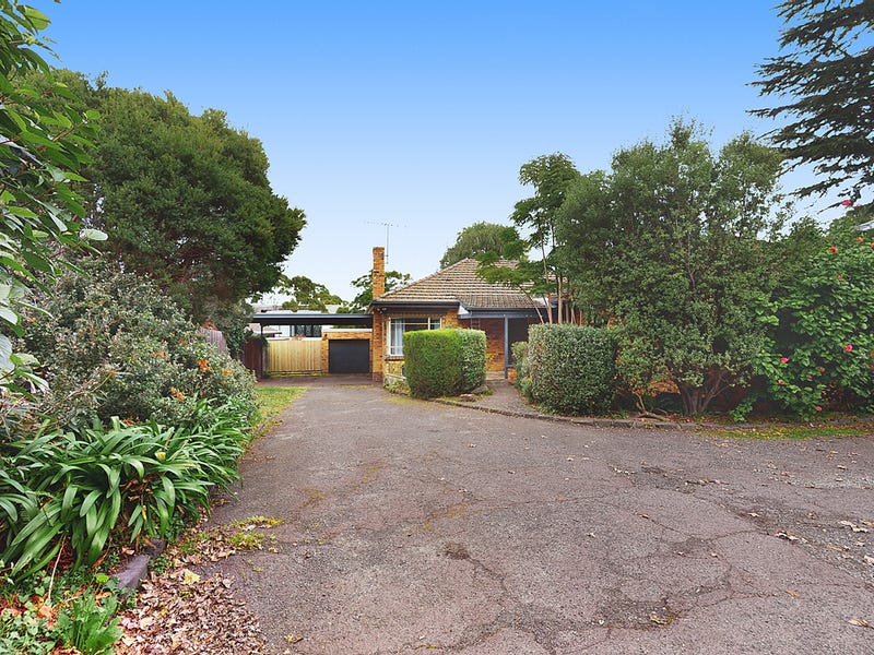 182 Prospect Hill Road, Canterbury, VIC 3126