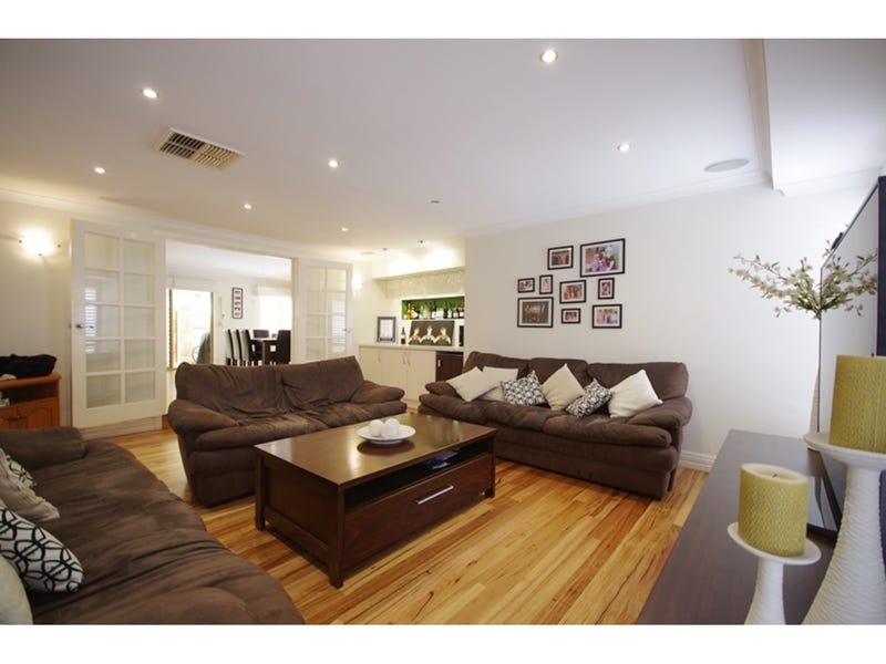 6 Apex Close, Leeming, WA 6149