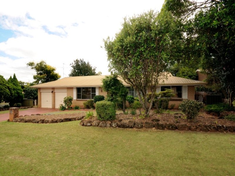 27 Hazel Street, Centenary Heights, QLD 4350