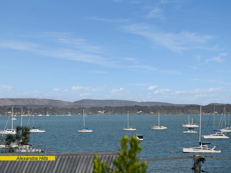 18 Macadamia Street, Victoria Point, QLD 4165