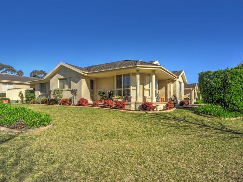 1 Gardenia Crescent, Bomaderry, NSW 2541 Property Details