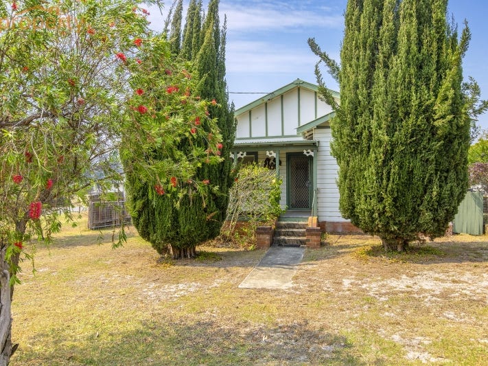 19 Ocean Avenue, Stuarts Point, NSW 2441