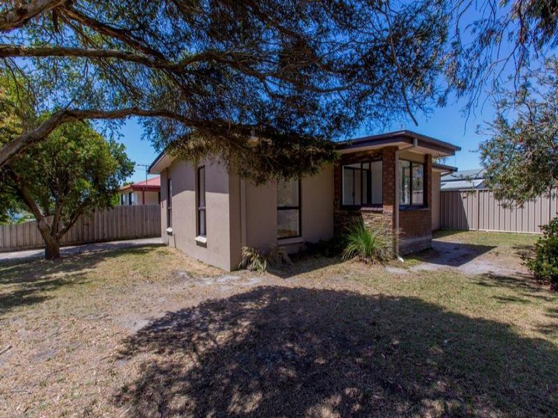 40 Sandy Mount Avenue, Inverloch, Vic 3996 Property Details
