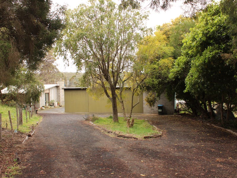 386 Colquhoun Road, Lakes Entrance, VIC 3909