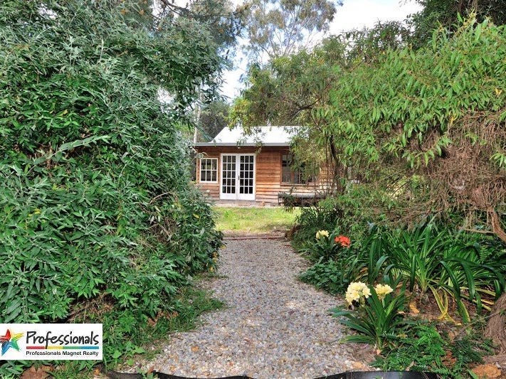 31 Marnie Road, Glen Forrest, WA 6071