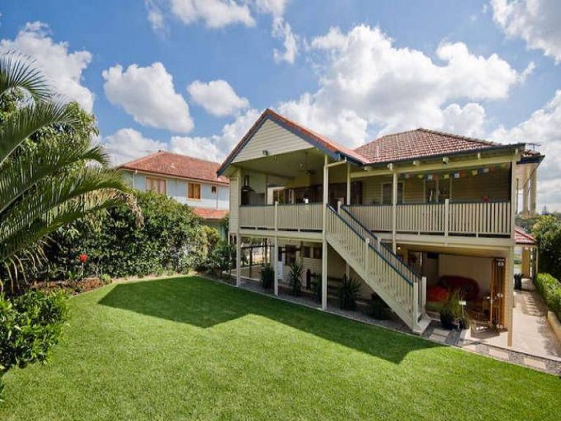 52 Kauri Road, Ashgrove, Qld 4060 Property Details