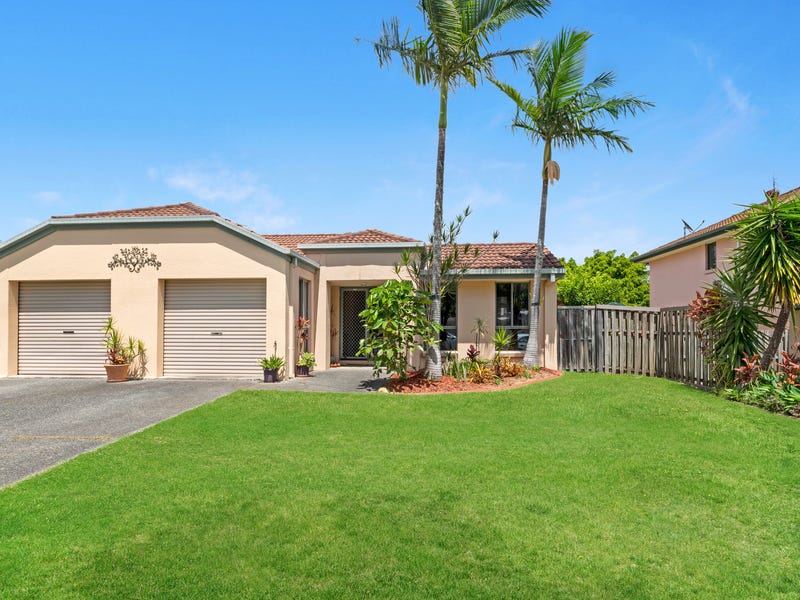 2/102 Greenacre Drive, Parkwood, Qld 4214