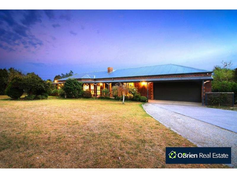 235 Belgravehallam Road, Narre Warren North, VIC 3804
