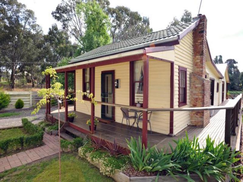 117 Midland Highway, Harcourt, Vic 3453 Property Details