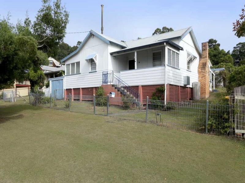 14 Moore Street, Dungog, NSW 2420