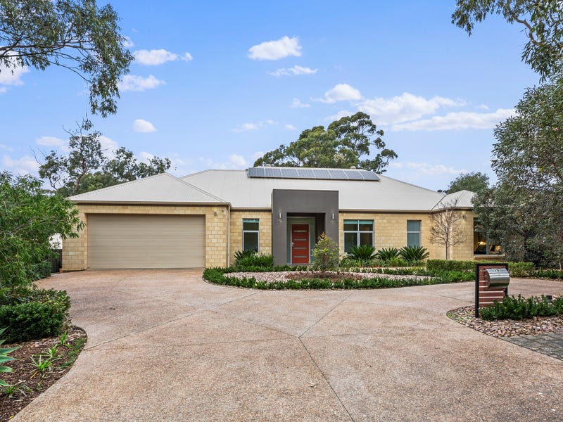 10 Glen Road, Eden Hills, SA 5050