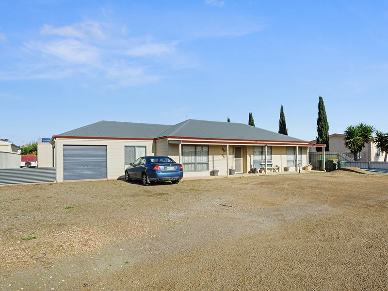 120 Moonta Road, Moonta Bay, SA 5558