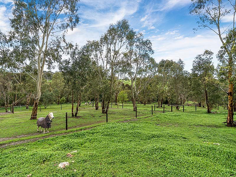 4 Yates Lane, Macclesfield, SA 5153 Property Details