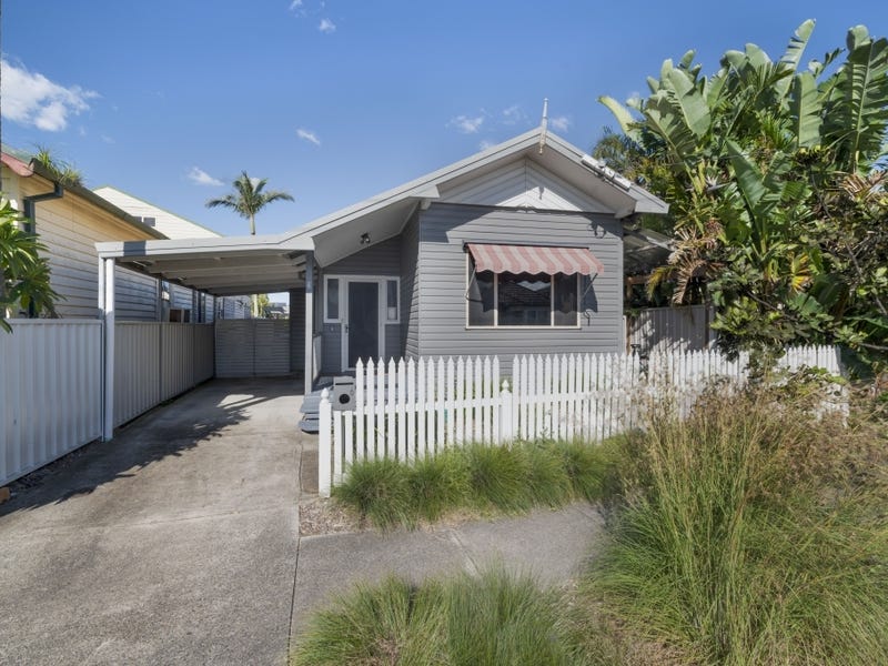 6 Swan Street, Marks Point, NSW 2280
