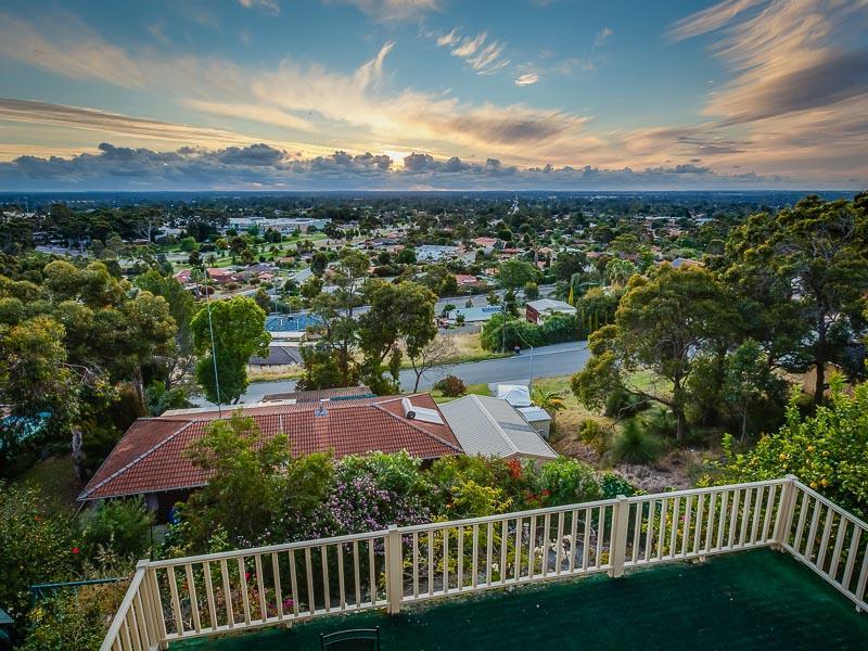 28 Wangoola Terrace, Mount Nasura, WA 6112