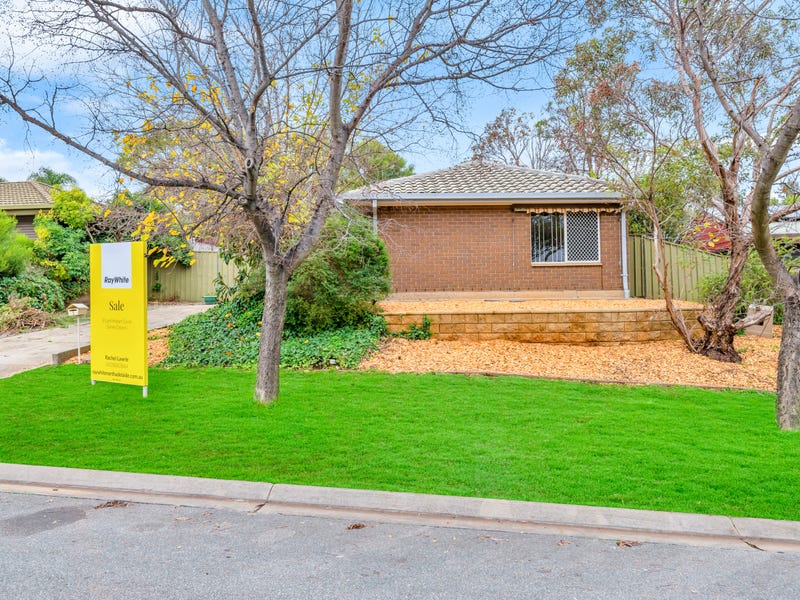 8 Lord Hobart Court, Surrey Downs, SA 5126