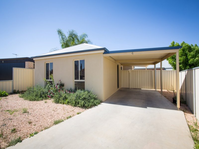 4 Rosedale Court, Buronga, NSW 2739 Property Details