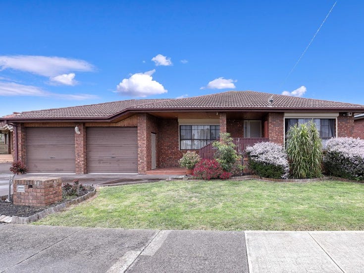 17 Simmington Circuit, Greenvale, VIC 3059