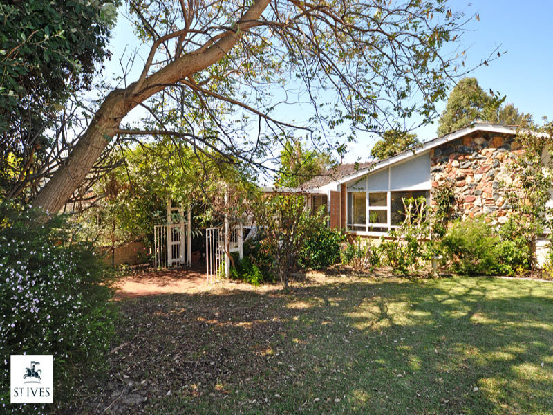 11 Bay Road, Claremont, WA 6010 Property Details