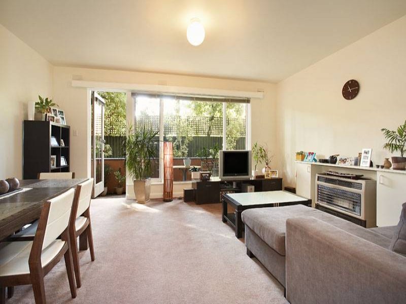 4/22 Milton Street, Elwood, Vic 3184 Property Details