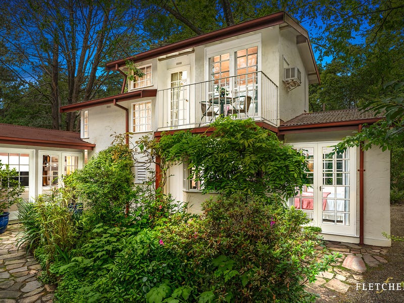 9 Edna Walling Lane, Mooroolbark, VIC 3138