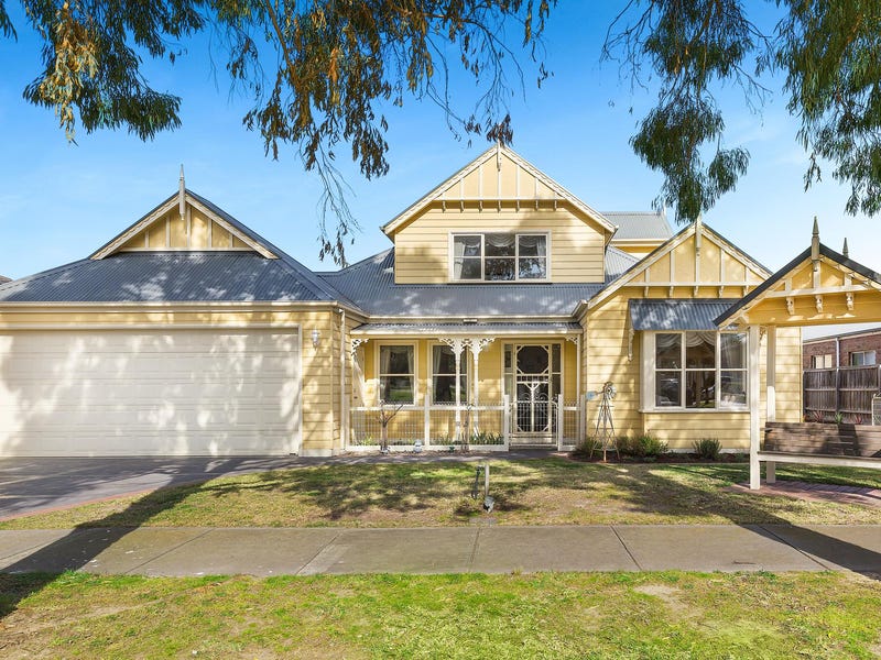 20 Mcauley Avenue Pakenham Vic 3810 Realestate Com Au