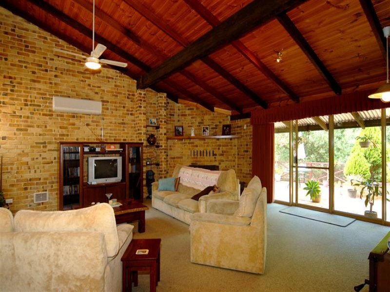 112 Old York Road, Greenmount, WA 6056 Property Details