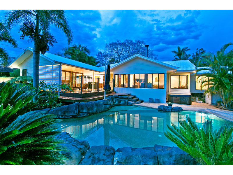 37 Bay Street, Redland Bay, QLD 4165