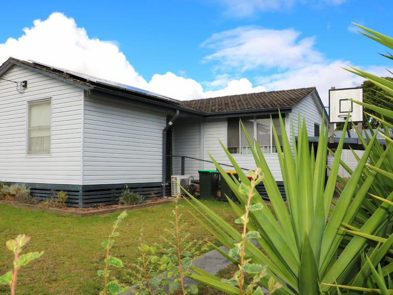 20 SWANSON STREET, Korumburra, Vic 3950 Property Details